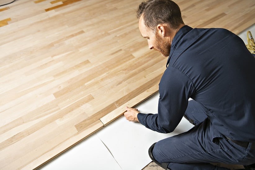 A Comprehensive Guide About Choosing Between Carpet And Wood Flooring