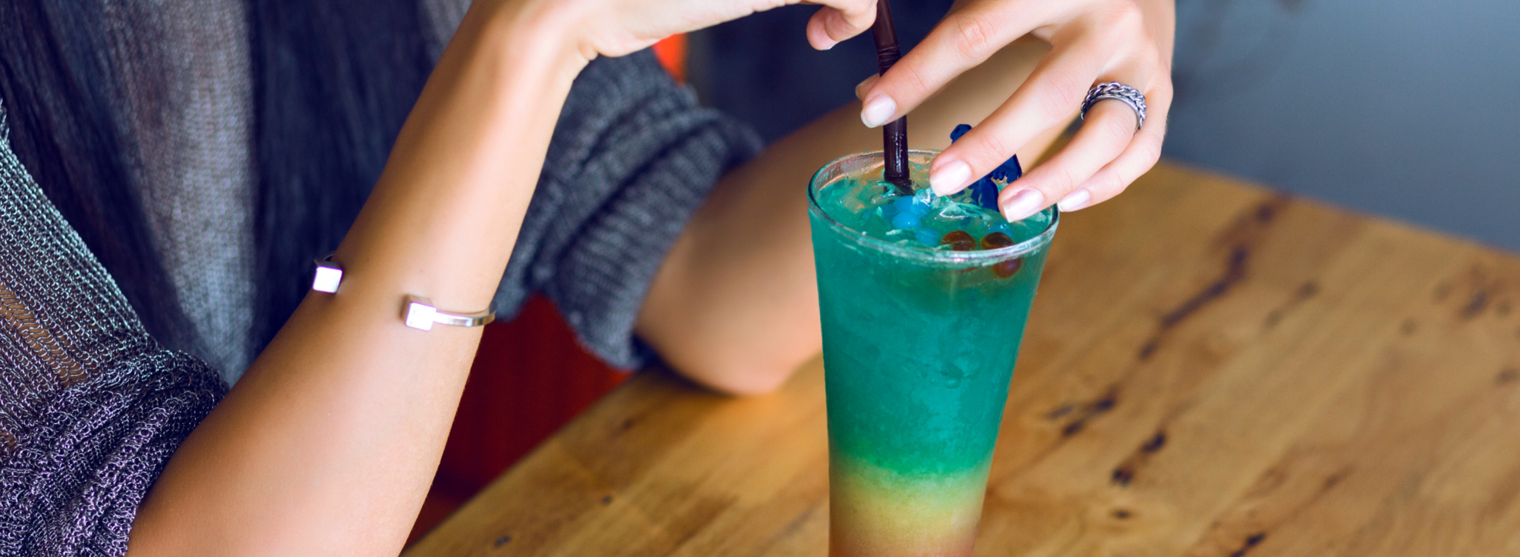 MXXN Review Alcohol Free Hemp Cocktail Alternative